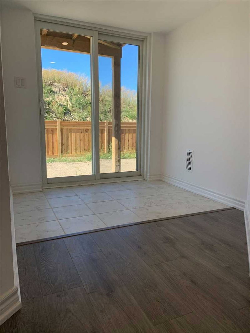 Bsmt - 68 Drizzel Cres, Richmond Hill, L4E 1G8 | Image 2