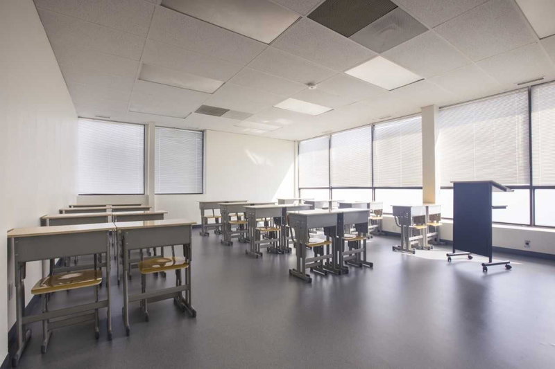 201 - 10620 Yonge St, Richmond Hill, L4C 3C8 | Image 2