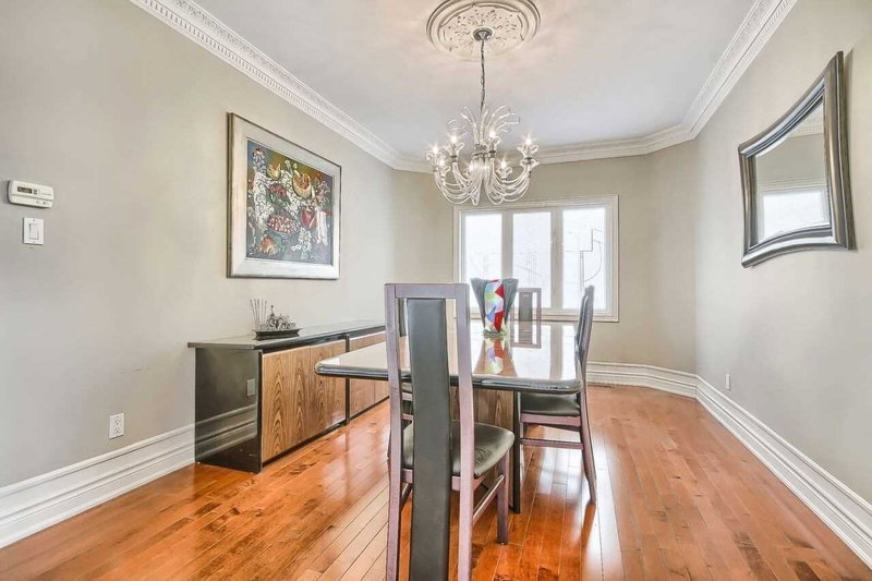 78 Yongehurst Rd, Richmond Hill, L4C3T2 | Image 3