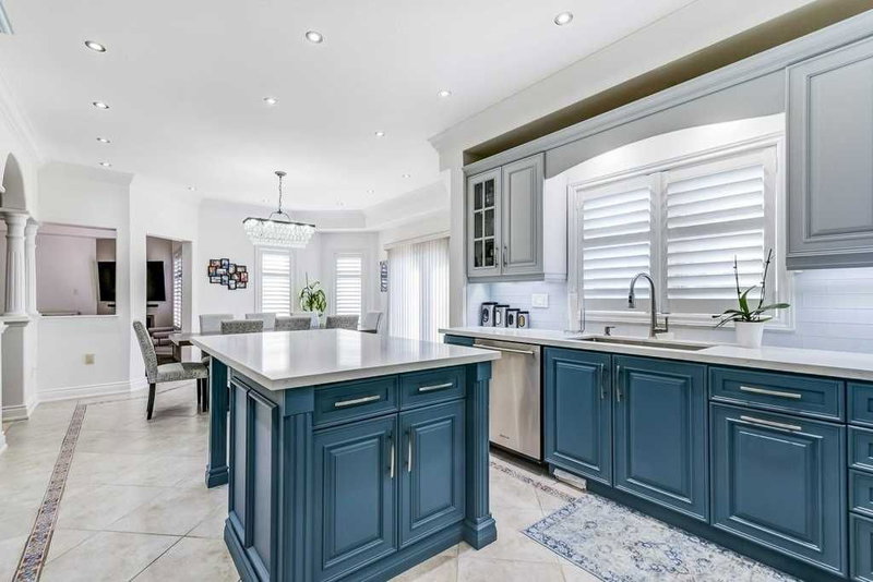 129 Golden Tulip Cres, Markham, L6C1W5 | Image 3