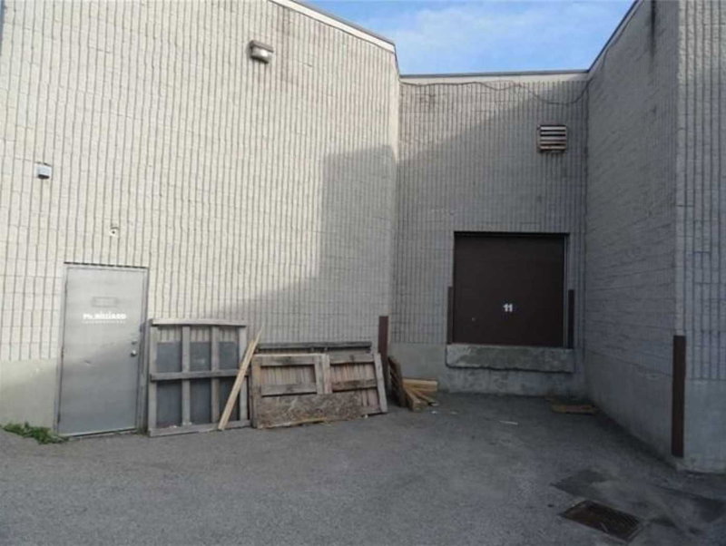 11 - 170 West Beaver Creek Rd, Richmond Hill, L4B 1L6 | Image 2