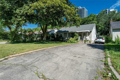 Detached House sold at 22 Grandview Avenue, Markham, Ontario, L3T1G8 - Grandview - MLS: N5501088