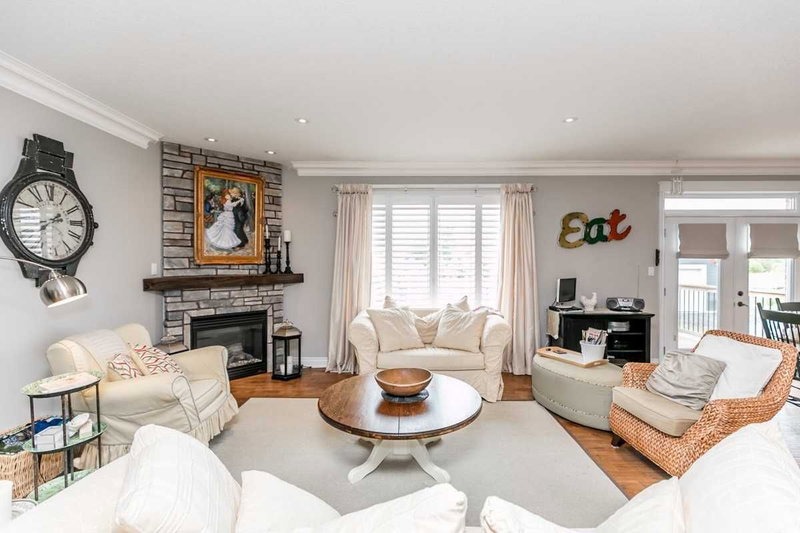 2 Harry Parker Pl, Adjala-Tosorontio, L0M 1J0 | Image 3