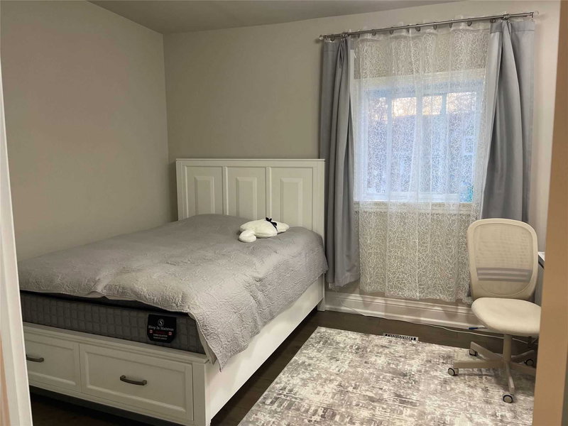 106 Centre St, King, L0G 1T0 | Image 3