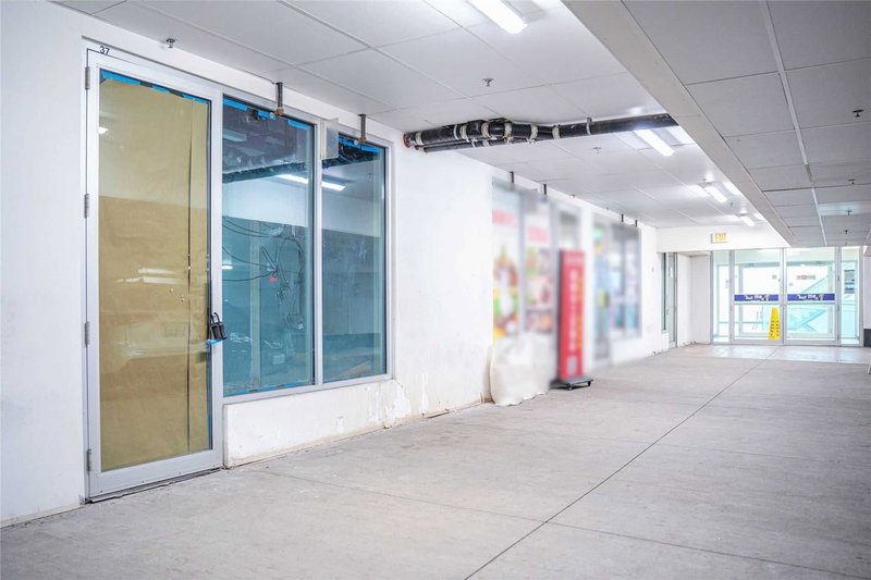 37 - 8333 Kennedy Rd, Markham, L3$ 5T5 | Image 2