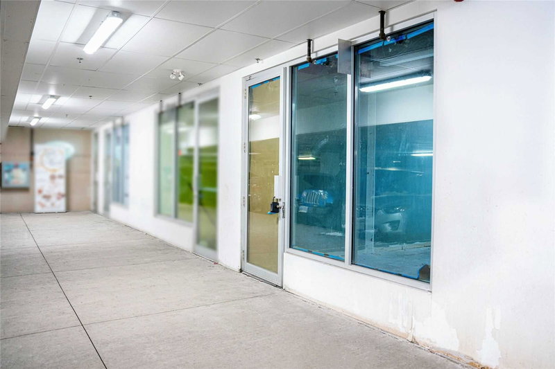 37 - 8333 Kennedy Rd, Markham, L3R 5T5 | Image 3