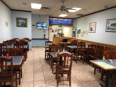 Sale Of Business sold at 52-10909 Yonge Street, Richmond Hill, Ontario, L4C3E3 - Devonsleigh - MLS: N5513842