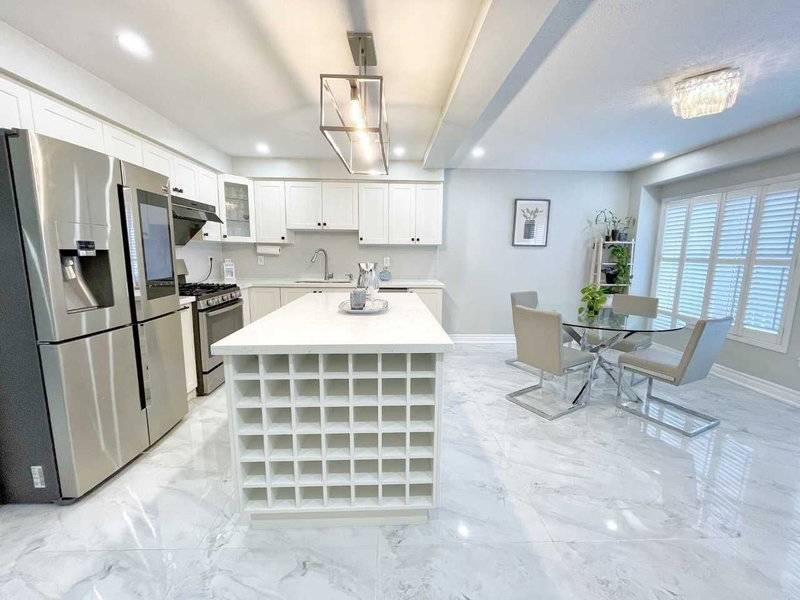 24 Guinevere Rd, Markham, L3S4S9 | Image 3