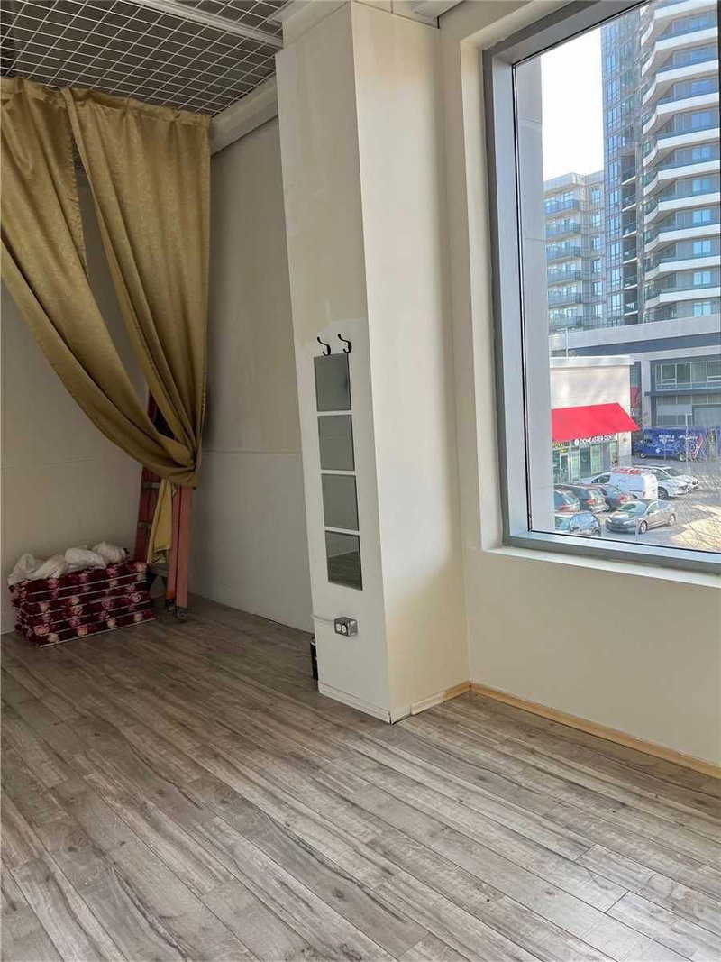 201 - 7181 Yonge St, Markham, L3T0C7 | Image 2