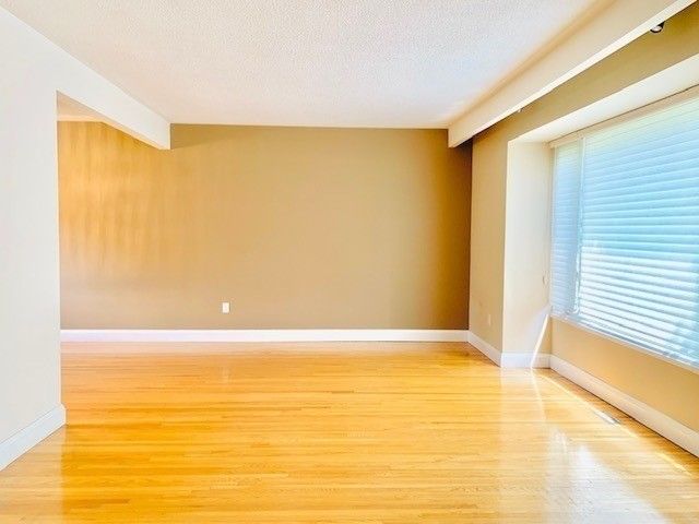 88 Dawn Hill Tr, Markham, L3T3B3 | Image 2