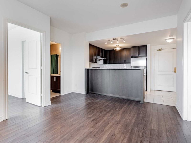 1007 - 9245 Jane St, Vaughan, L6A0J9 | Image 3