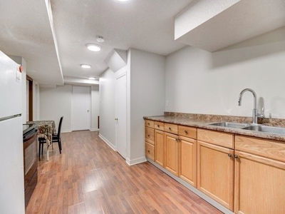 Unit Bsmnt — 127 Gailcrest Circ, Vaughan - Crestwood-Springfarm-Yorkhill image-0-1
