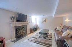 8 Greenvalley Circ, Whitchurch-Stouffville, L3Y4W1 | Image 3