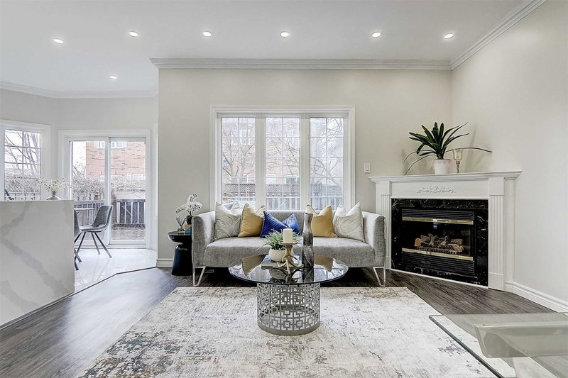 4 Caymus St, Richmond Hill, L4B4G4 | Image 2