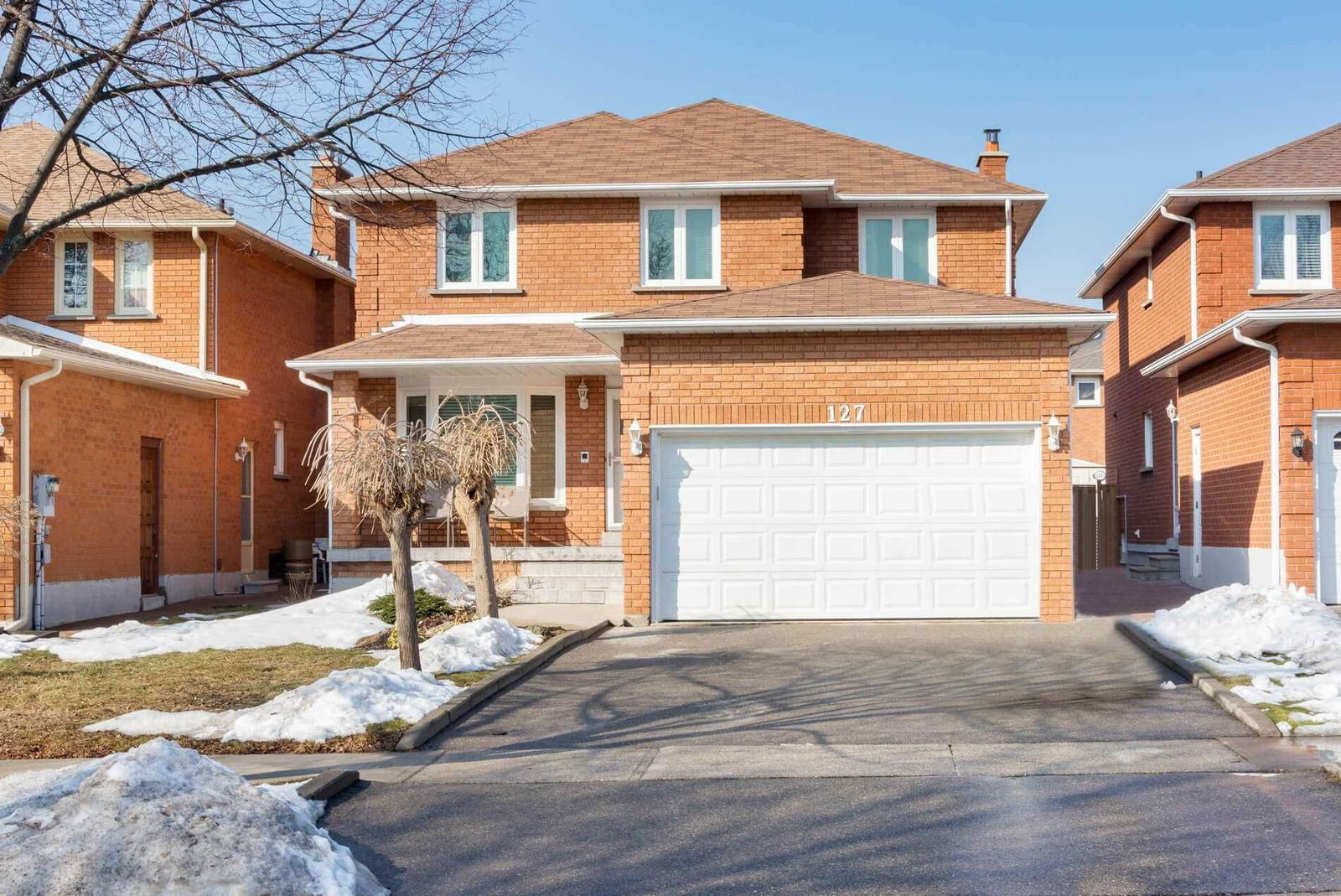 Detached House sold at 127 Venetian Crescent, Vaughan, East Woodbridge, L4L5E9 - MLS: N5540968