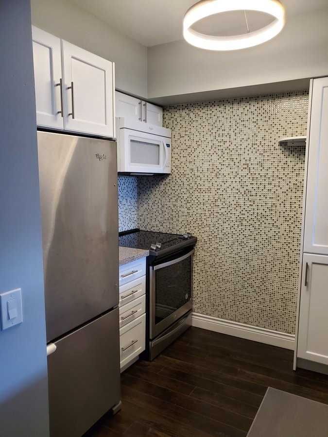 312 - 7398 Yonge St, Vaughan, L4J8J2 | Image 2