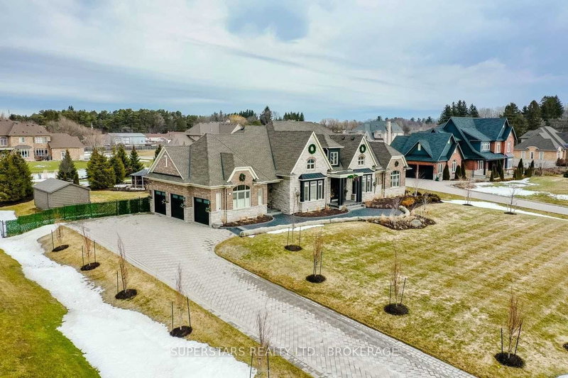 15 Pine Vista Ave, Whitchurch-Stouffville, L4A 1R9 | Image 3