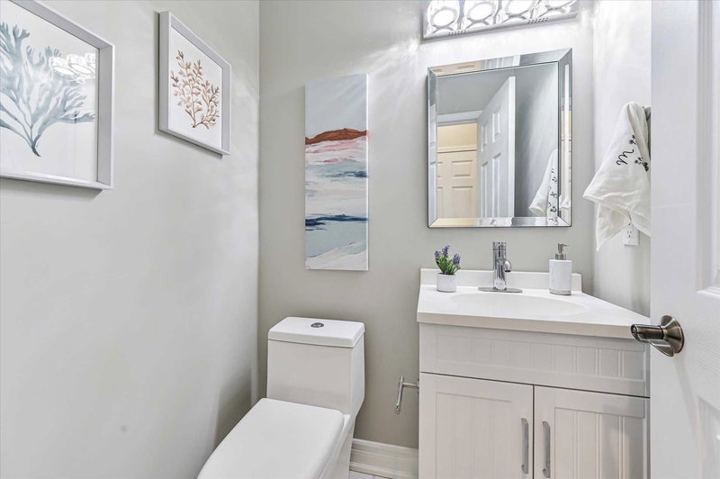 11 Vecchia St, Markham, L6E1R1 | Image 3