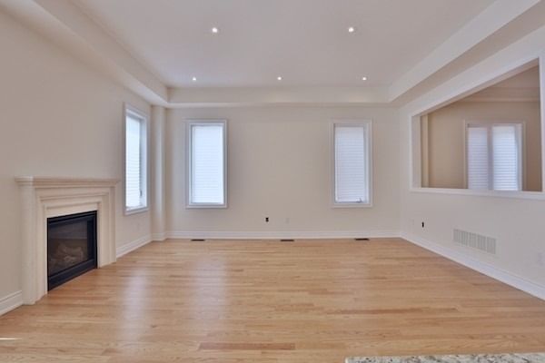 79 Wellspring Ave, Richmond Hill, L4E1E8 | Image 2