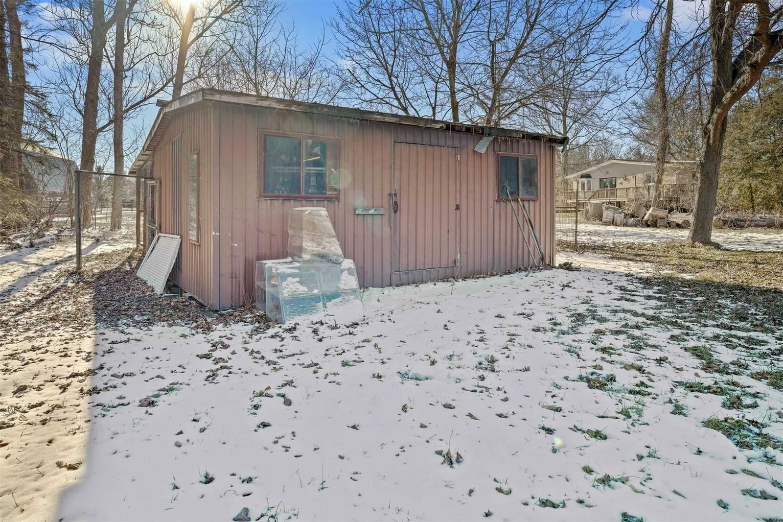 Listing Image 10