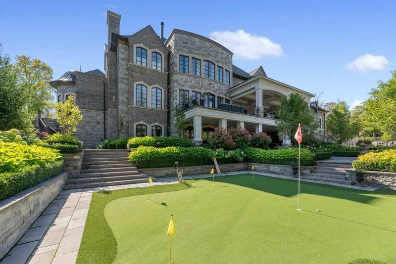 301 Millwood Pkwy, Vaughan, L4L1A6 | Image 3