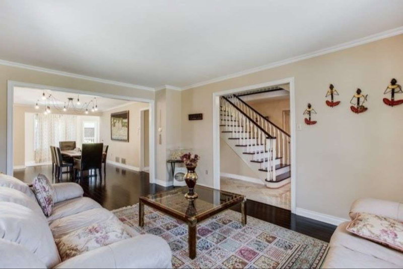 167 Lyndhurst Dr, Markham, L3T6T8 | Image 3