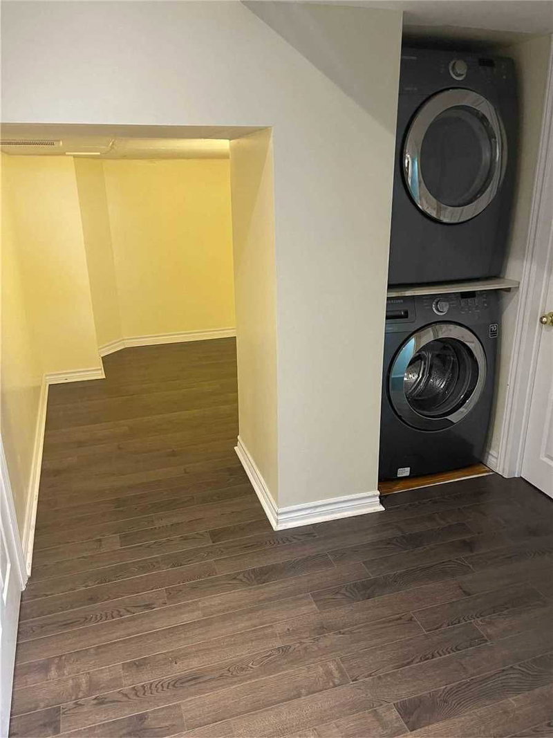 75 Nottingham Dr N, Richmond Hill, L4S2A1 | Image 2