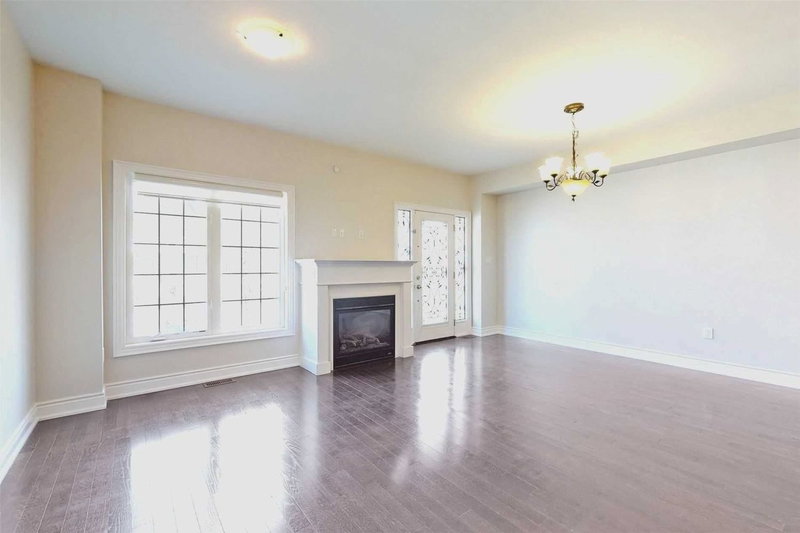 166 Verdi Rd, Richmond Hill, L4E0Z6 | Image 3