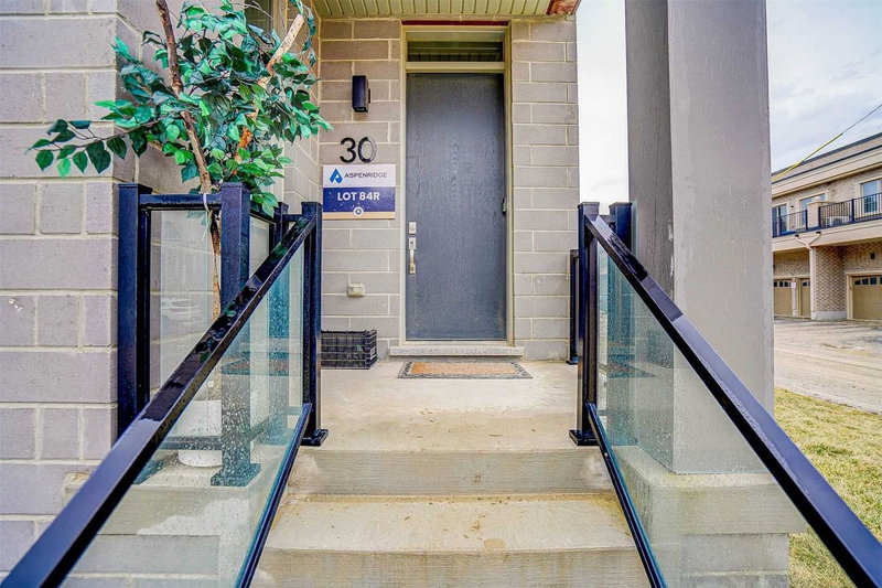 30 Callisto Lane, Richmond Hill, L4C5G9 | Image 3