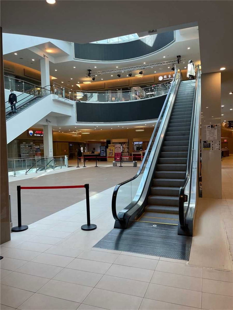 1B10 - 9390 Woodbine Ave, Markham, L6C1T5 | Image 2