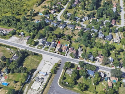 Detached House sold at 7826 Yonge Street, Innisfil, Ontario, L9S1L4 - Stroud - MLS: N5576125