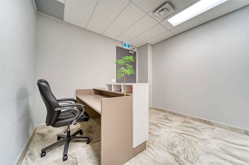 512 - 7191 Yonge St, Markham, L3T 0C4 | Image 3