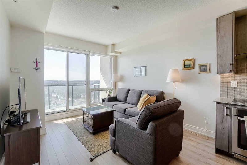 1201B - 9090 Yonge St, Richmond Hill, L4C0Z1 | Image 3