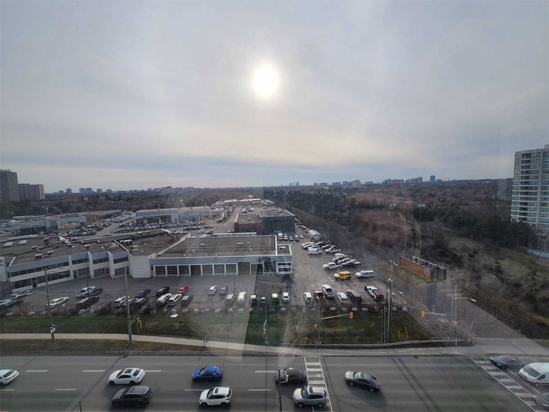 812 - 7191 Yonge St, Markham, L3T0C4 | Image 2