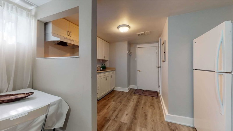 Bsmnt - 39 Davis Rd, Aurora, L4G2B4 | Image 3