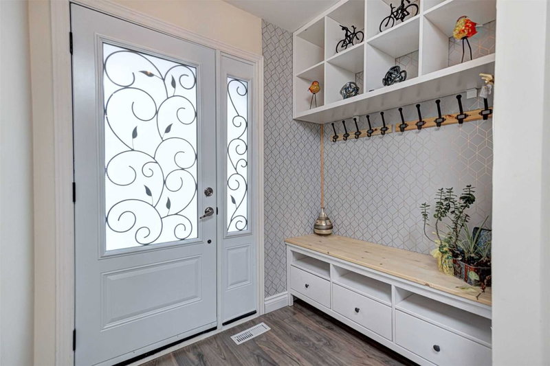 72 Ashton Rd, Newmarket, L3Y5R5 | Image 2