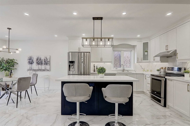 57 Bayswater Ave, Richmond Hill, L4E4E6 | Image 3