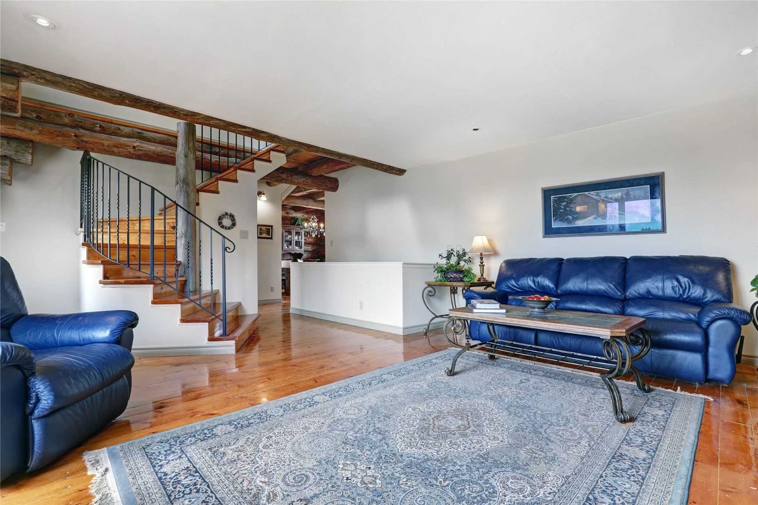 Listing Image 11