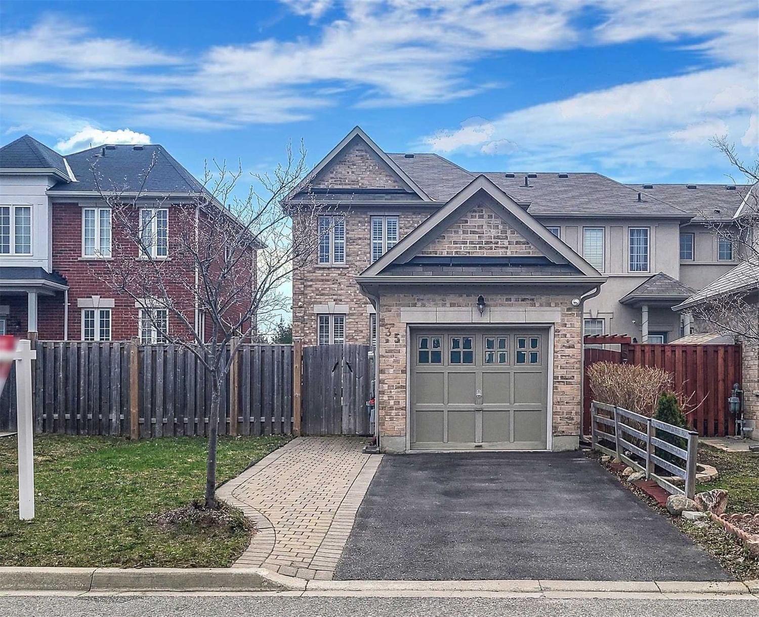 Townhouse sold at 35 Vettese Court, Markham, Box Grove, L6B0V6 - MLS: N5594602