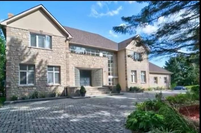 Detached House sold at 18 Bernadotte Drive, Markham, Devil's Elbow, L6C 1E1 - MLS: N5595294