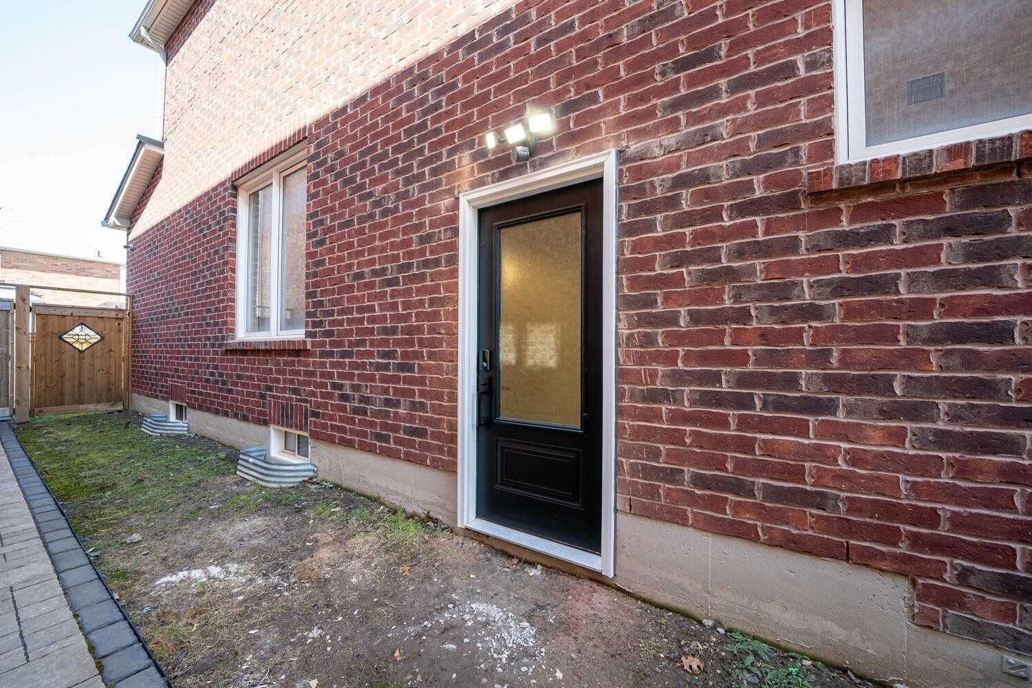Listing Image 26