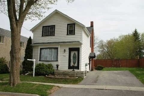 416 Simcoe St, Newmarket, L3Y2M3 | Image 2