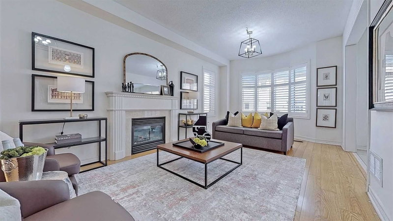 10 Hua Du Ave, Markham, L6C0T2 | Image 3