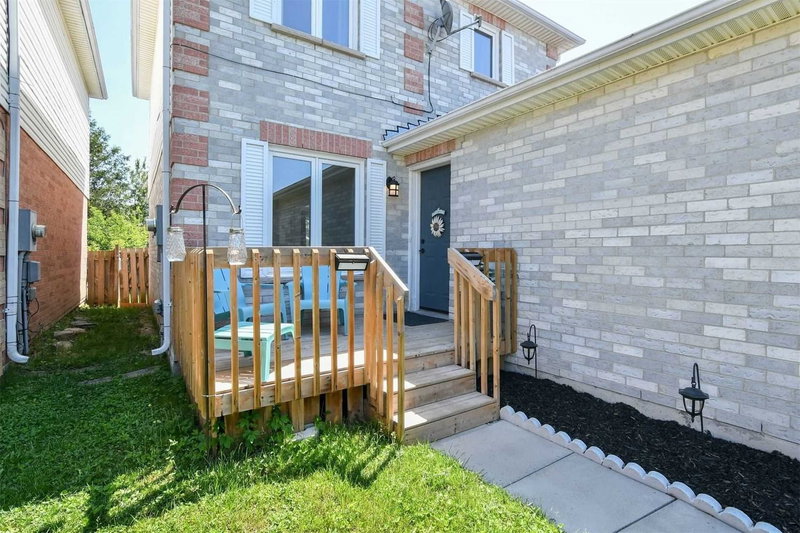 69 Mcknight Cres, New Tecumseth, L0G1W0 | Image 3