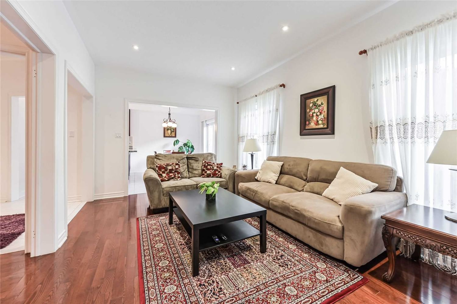 Listing Image 7