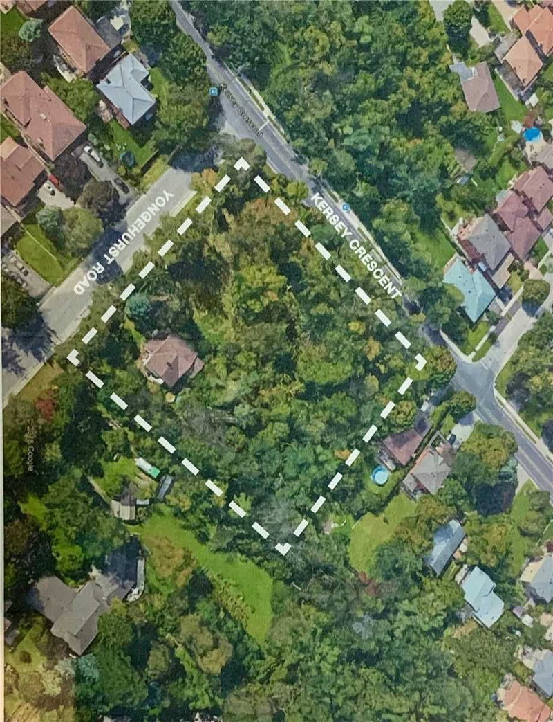 108 Yongehurst Rd, Richmond Hill, L4C3T2 | Image 2