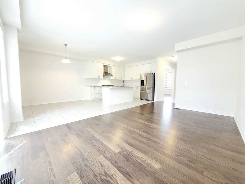 19838 Leslie St, East Gwillimbury, L9N 0R9 | Image 3