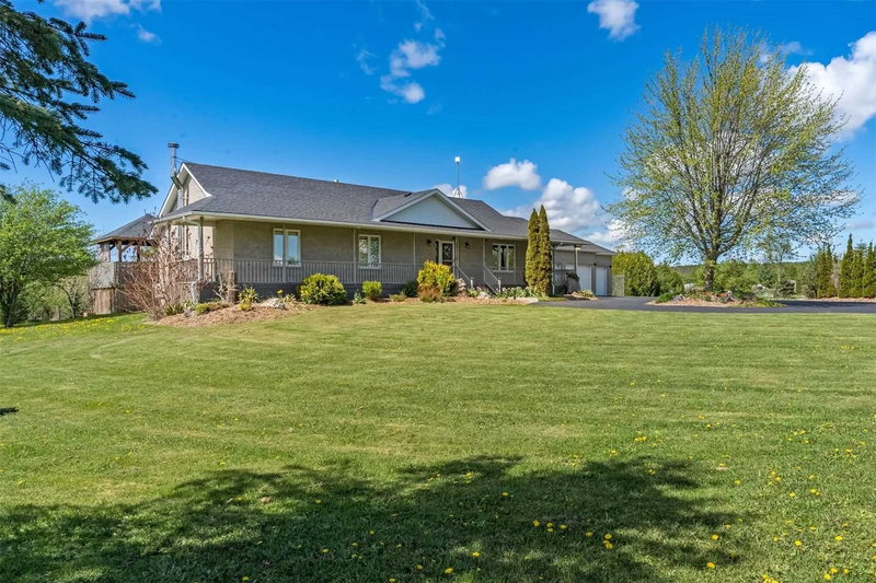 14 Pioneer Ridge Crt, Essa, L0L 1N0 | Image 3