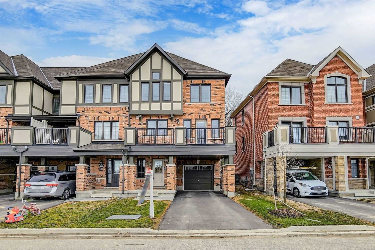 Townhouse leased at 103 Mcalister Avenue, Richmond Hill, Rural Richmond Hill, L4S 0L2 - MLS: N5624940