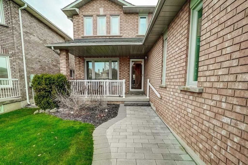 119 Spring Town Rd, Vaughan, L4L8E6 | Image 3